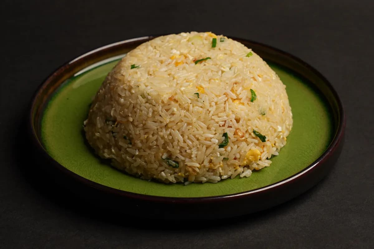 Arroz frito com ovo